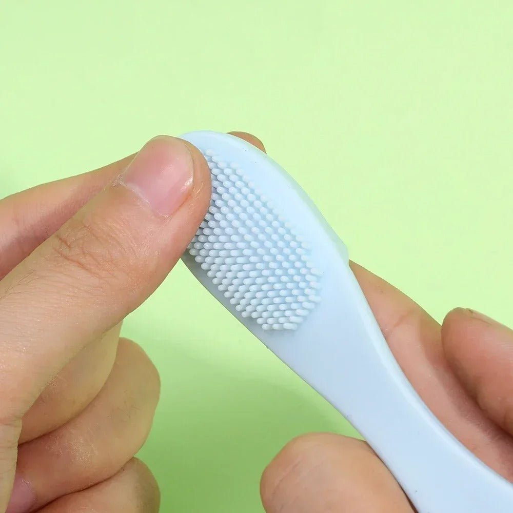 brosse-nettoyante-visage-bonne