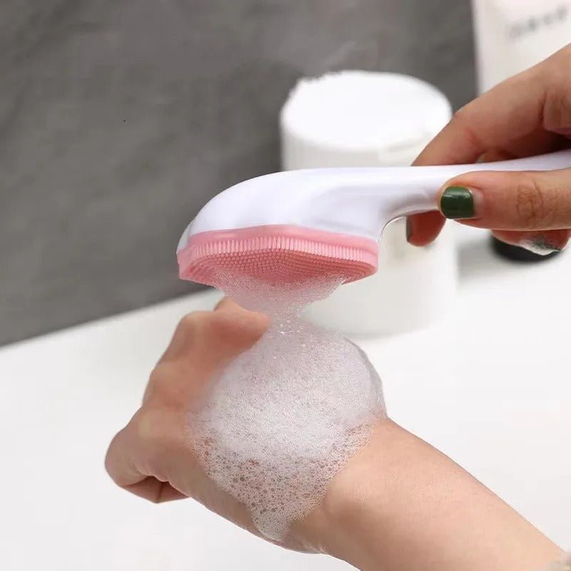 brosse-nettoyante-visage-cellules-mortes